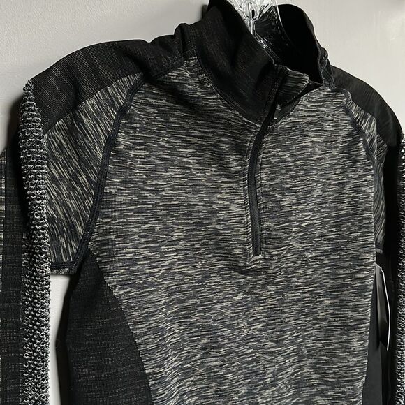 NWT Gap Fit Half-Zip Long Sleeve Running Skiing Seamless Top Black Spacedye S - Picture 10 of 16